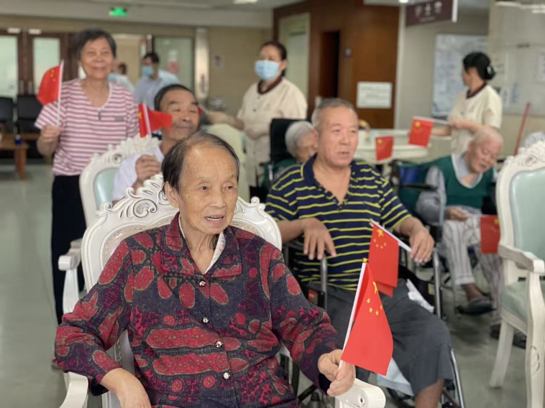 “太厉害！太壮观了！”｜乐善居长者观看九三阅兵盛典